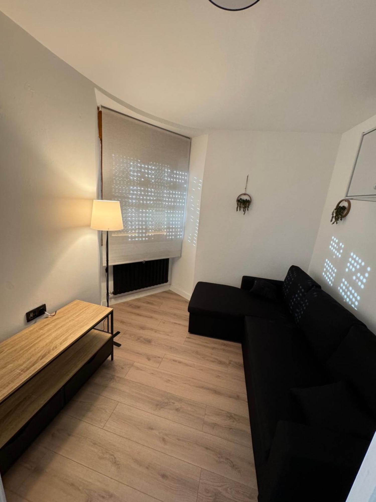Apartamentos El Cascarin Cangas De Narcea Esterno foto