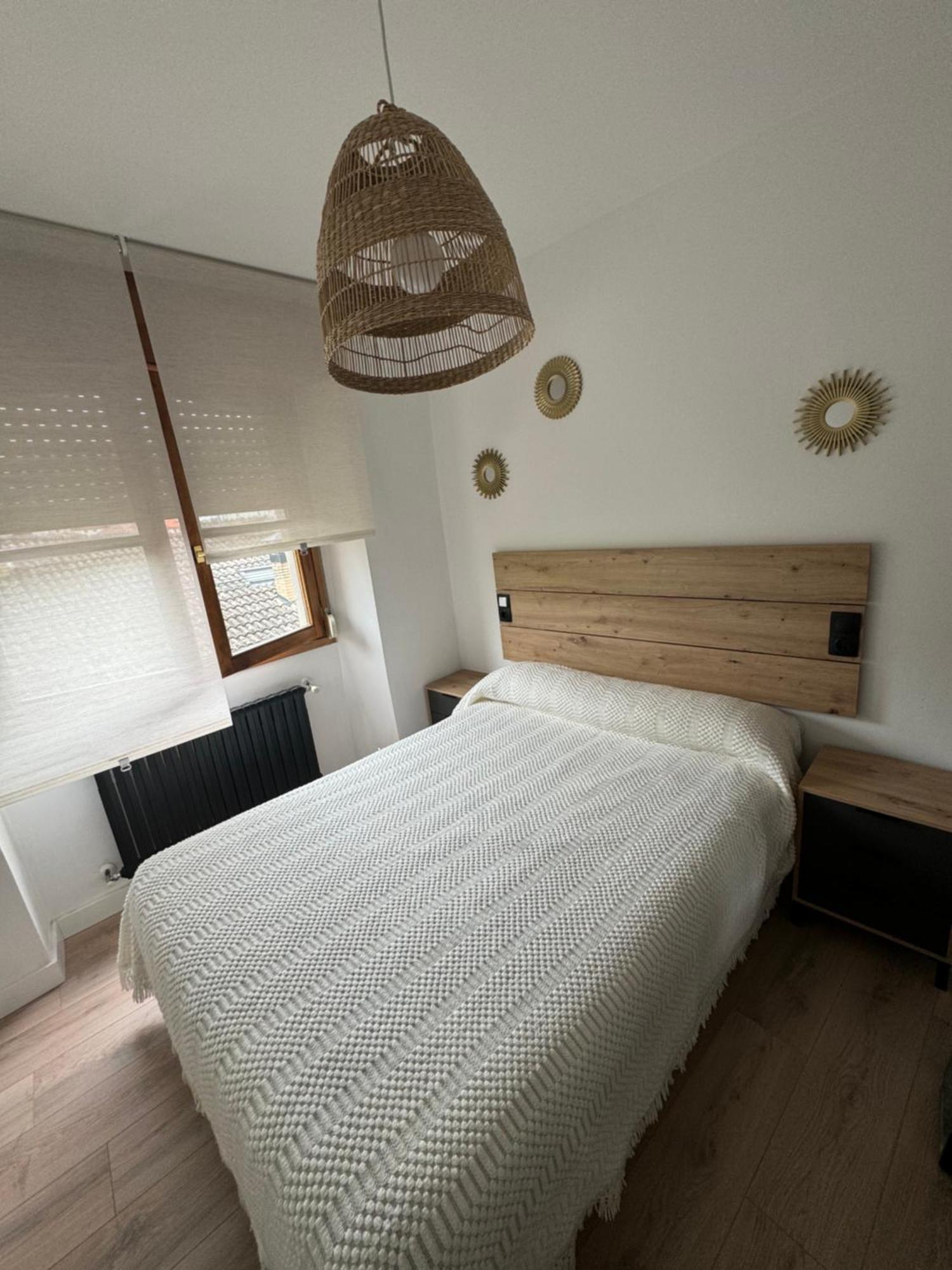 Apartamentos El Cascarin Cangas De Narcea Esterno foto